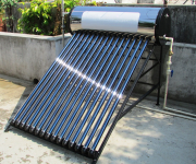 Chauffe-eaux solaires à tubes sous vide